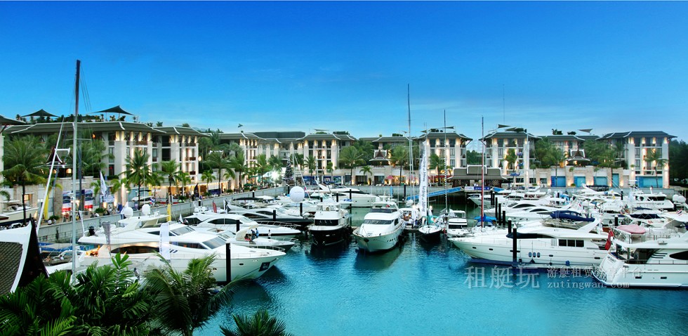普吉皇家游艇碼頭(Royal Phunket Marina) 普吉皇家游艇碼頭(Royal Phunket Marina)